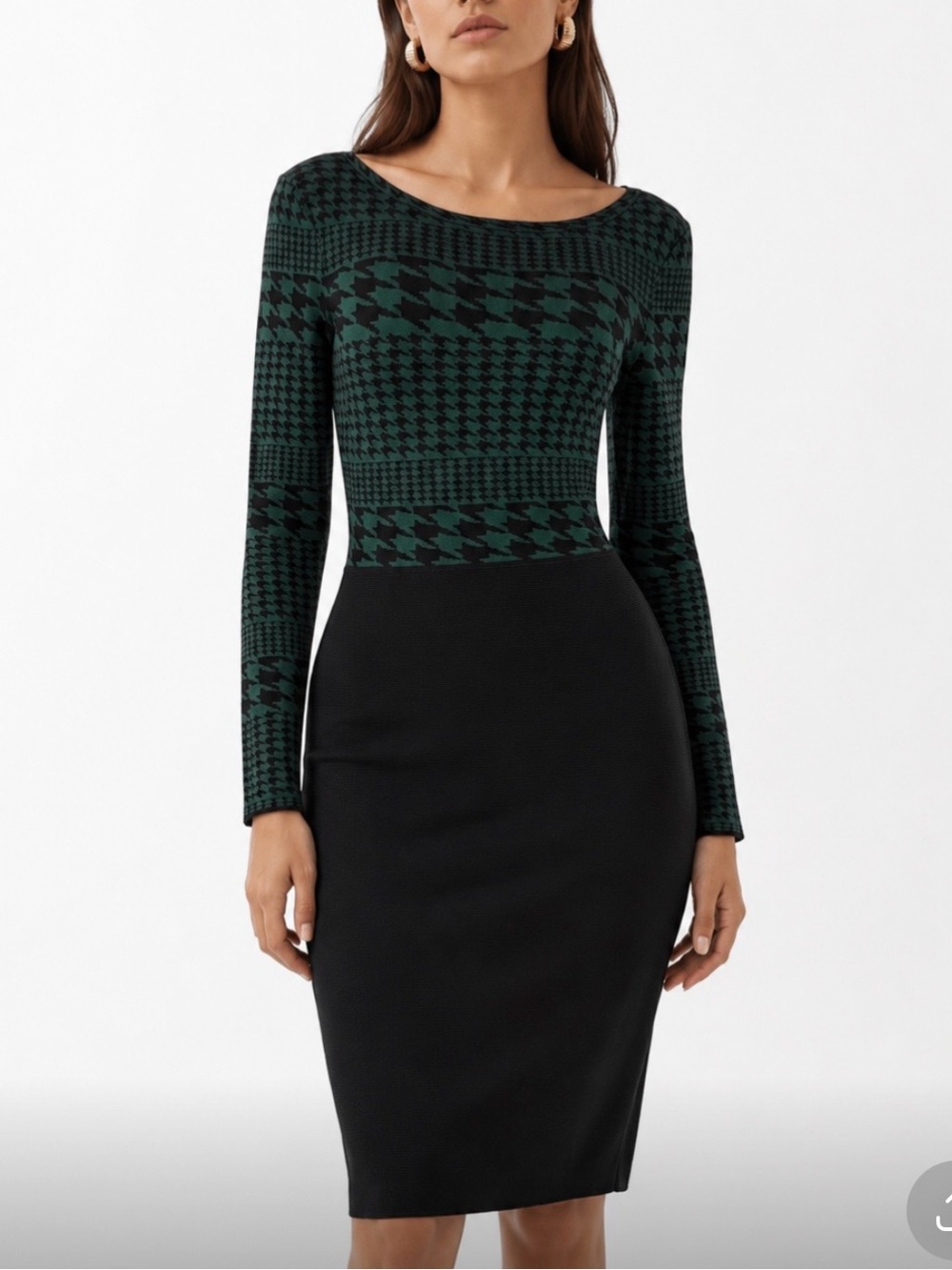 CARMEN MARC VALVO Green & Black Houndstooth Knit Sheath Dress Size Medium